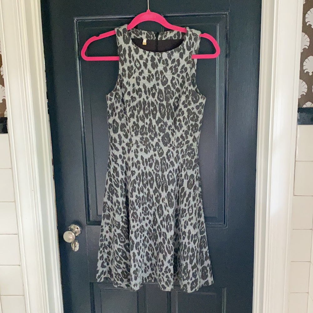 4.Collective leopard print mini fit & flare! Size XS